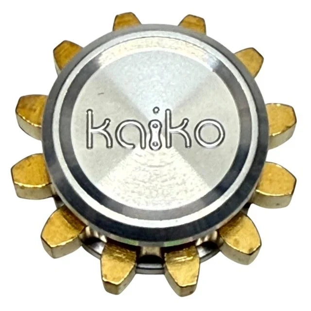 White Smoke Kaiko Mini Cog by Kaiko SILVER Mini Cog by Kaiko 12g in window tin Fidget Toys