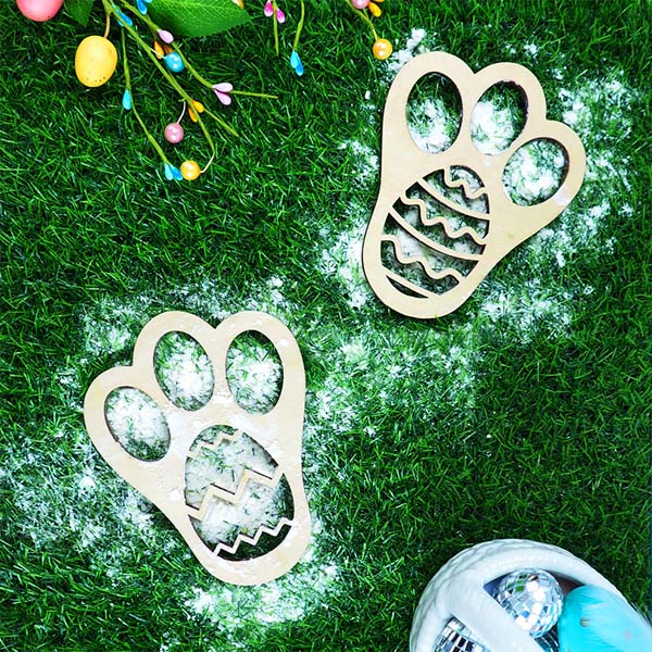 Dark Green Easter Wooden Bunny Feet, 11.5cm x 15cm, 2pk Easter