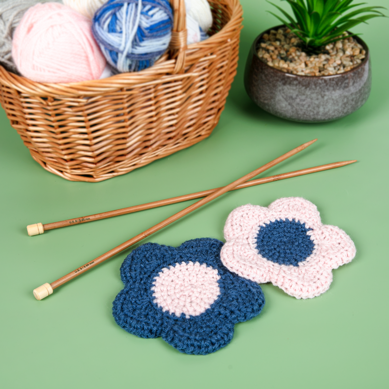 Dark Sea Green Urban Crafter 100% Premium Acrylic Yarn-Dusty Pink, 8 Ply, 50g Knitting and Crochet Yarn
