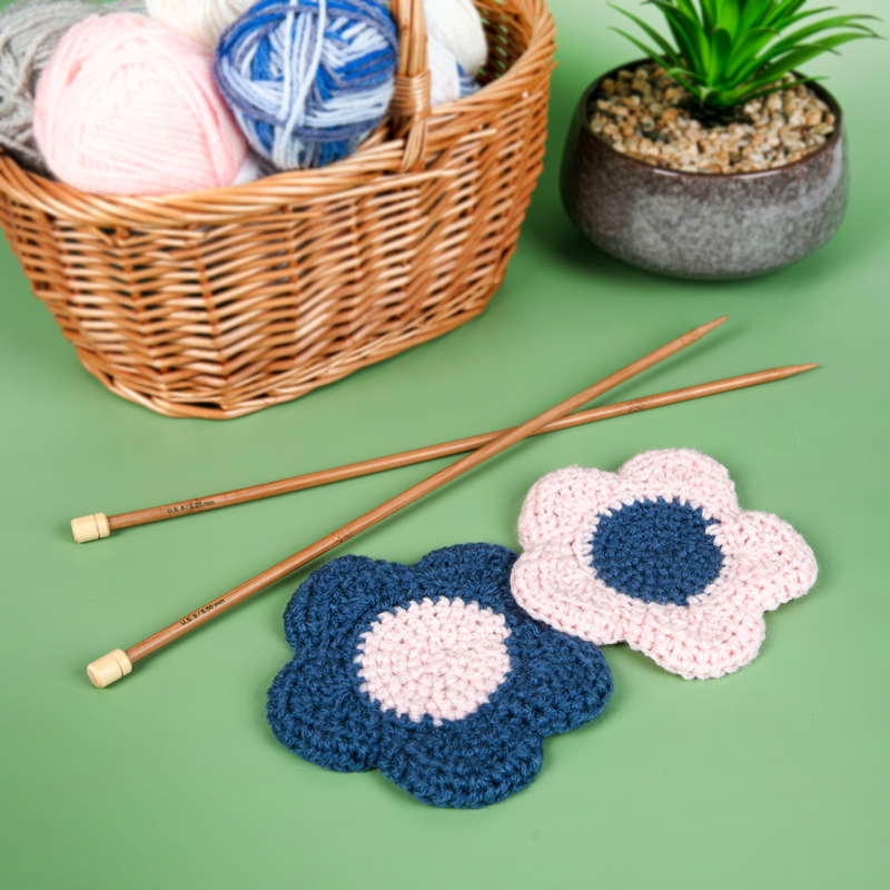 Dark Sea Green Urban Crafter 100% Premium Acrylic Yarn-True Navy, 8 Ply, 50g Knitting and Crochet Yarn