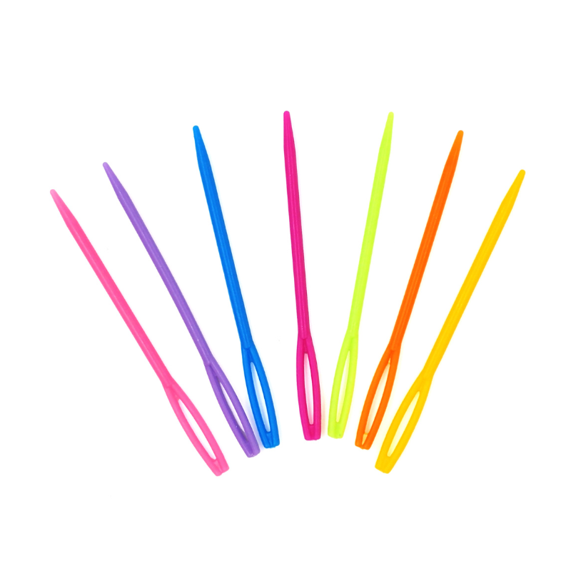 White Smoke Habbi Needles Plastic 7Cm 100Pc Craft Basics