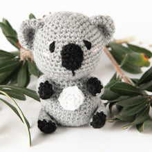 White Smoke Craft Maker Cute Crochet Kit Crochet