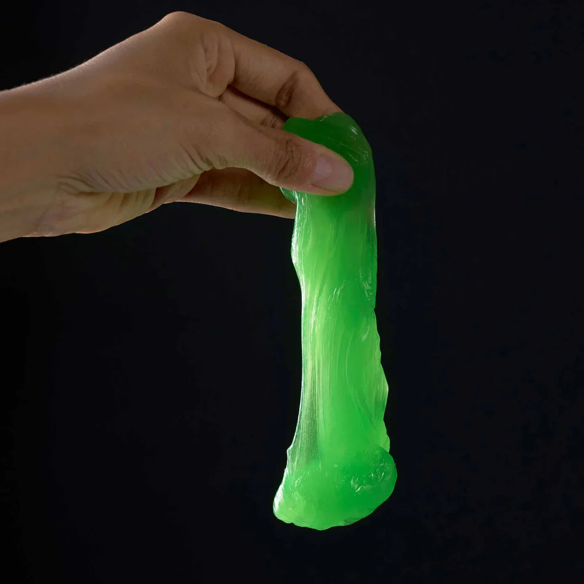 Black Putty Night Glow Squishy & Squeeze