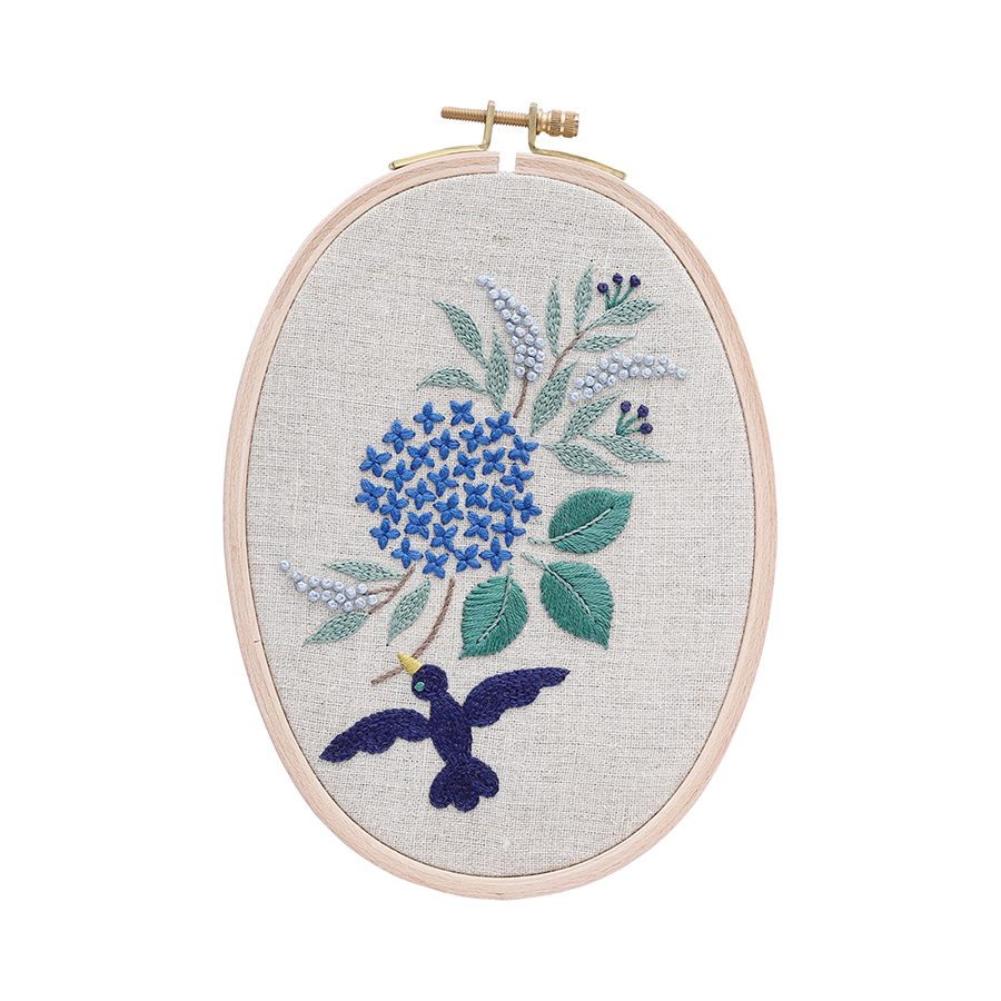 White Smoke DMC Designer Embroidery Kit - Yumiko Hydrangea, 10x14.5cm Embroidery