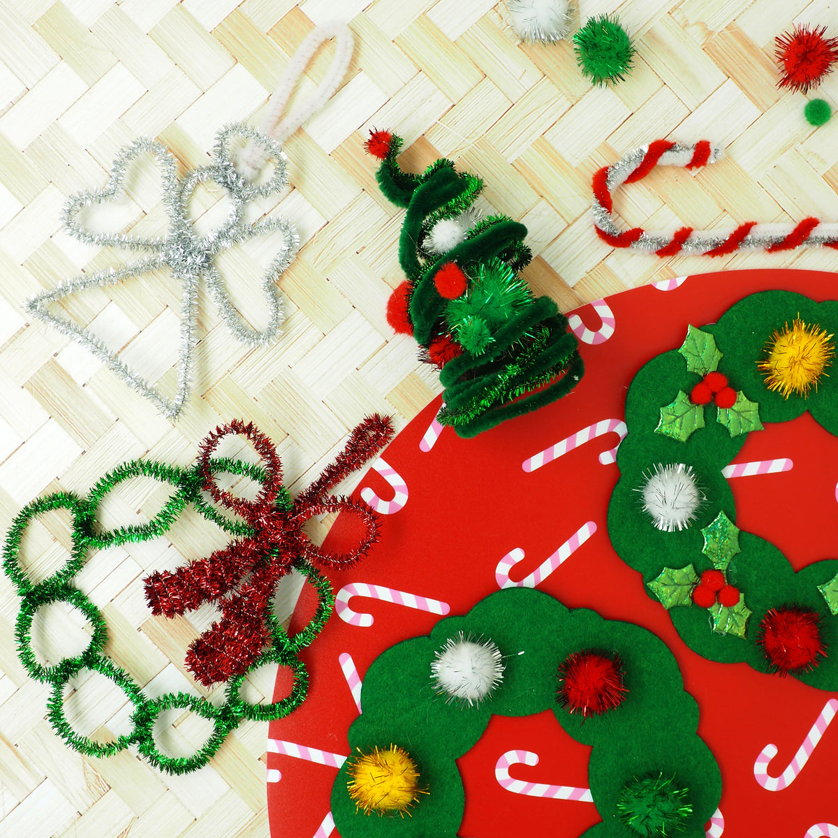 Seashell XMAS Crafting Kit with Chenille Sticks & Pom Poms, 76pcs Xmas
