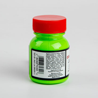 Lawn Green Angelus Collectors Edition Acrylic Paint 2 Joker Green 29Ml For Leather, Vinyl, Fabric Leather Paints