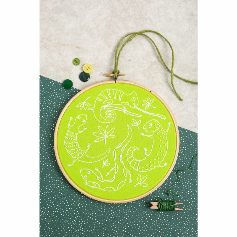 Green Yellow Hawthorn Handmade Lazy Lizards Embroidery Kit Needlework Kits