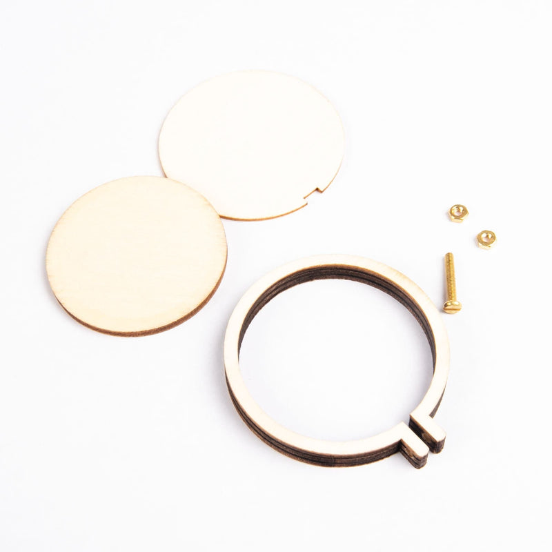 Seashell Dandelyne Mini Wooden Embroidery Hoop 5.5cm Needlework Hoops and Frames