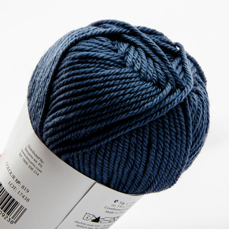 Light Gray Peppin 8 Ply 100% Australian Fine Merino Wool Superwash 50 Gram Ball - Ply 100% Australian Fine Merino Wool Superwash 50 Gram Ball - col: 819 Jeans Knitting and Crochet Yarn