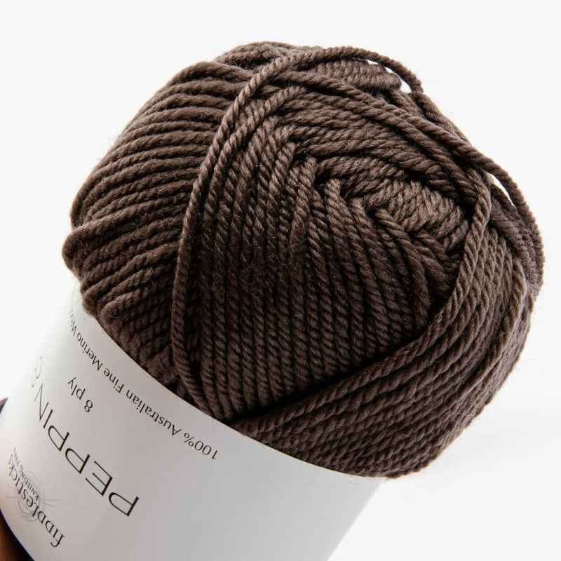 Light Gray Peppin 8 Ply 100% Australian Fine Merino Wool Superwash 50 Gram Ball - col: 828 Rock Knitting and Crochet Yarn