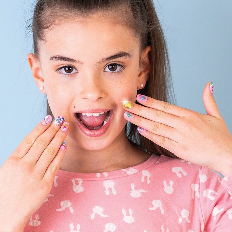 Curious Craft Crystal Creations Dazzling Nail Art Curious Craft Crystal Creations Dazzling Nail Art