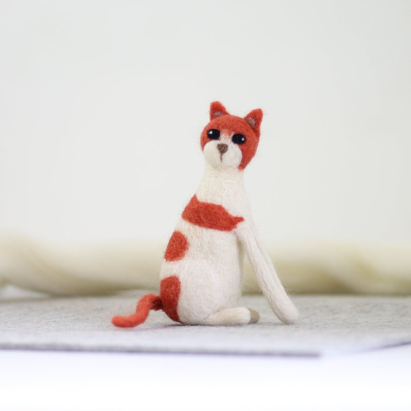 Sienna Hawthorn Handmade Cat Needle Felting Kit - With Foam Needle Felting Kits