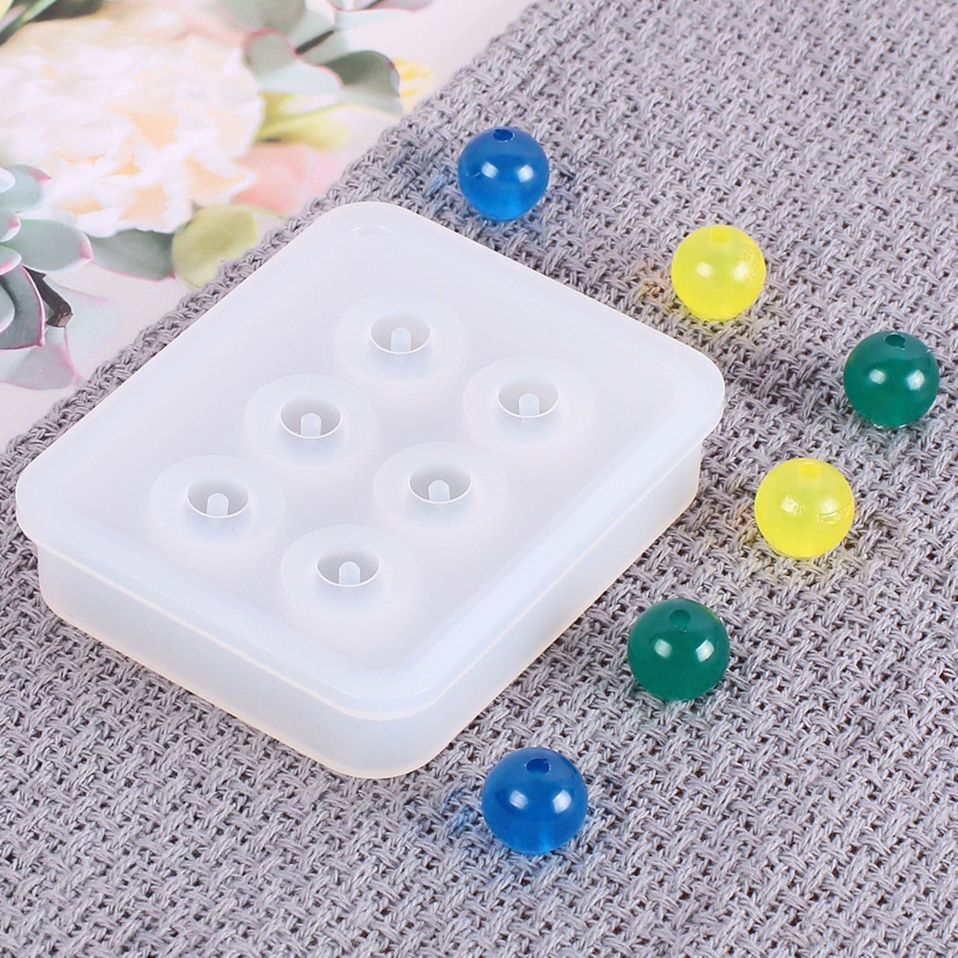 Light Gray Urban Crafter Silicone Mould Beads 7.2x5.9x1.5cm Resin Moulds