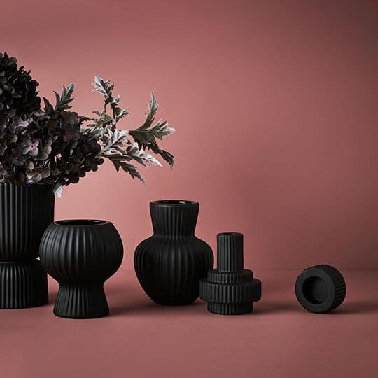 Dim Gray Black Pot Annix - 14.5cmh x 13cmd Planters and Pots