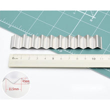 Lavender The Clay Studio Large Wave Clay Cutting Blade 11 x 2cm 1 piece Modelling Tools & Accessories