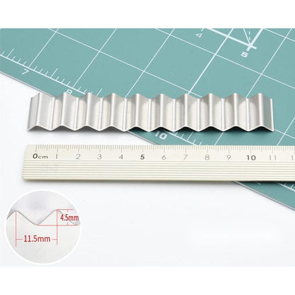 Lavender The Clay Studio Large Wave Clay Cutting Blade 11 x 2cm 1 piece Modelling Tools & Accessories